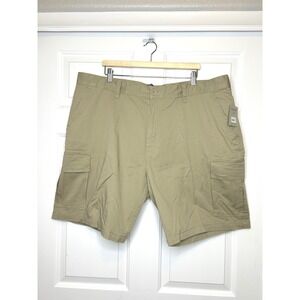 George Stretch Cargo Shorts Mens 46 Khaki NWT